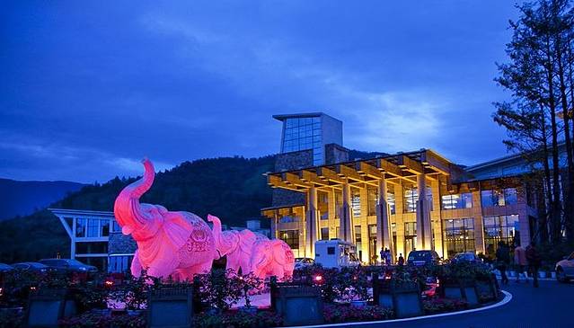 中国眉山七里坪旅游度假区