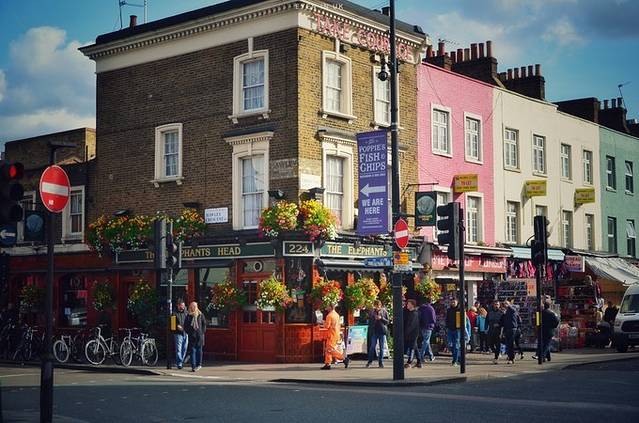 Red Stables Food Market