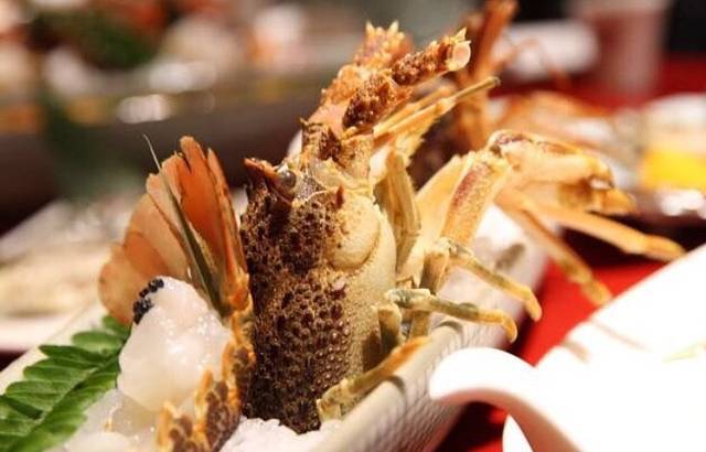 荣新馆(兴义路1号店)