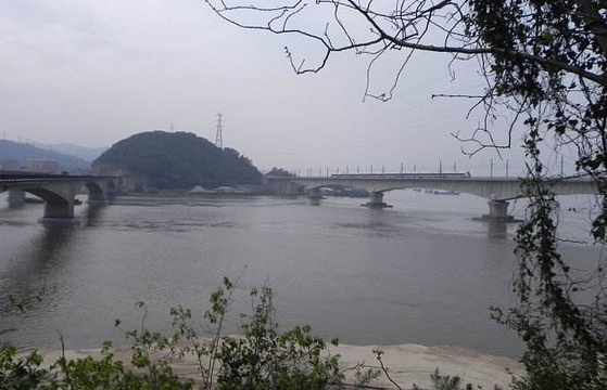 乌龙江大桥旅游景点图片