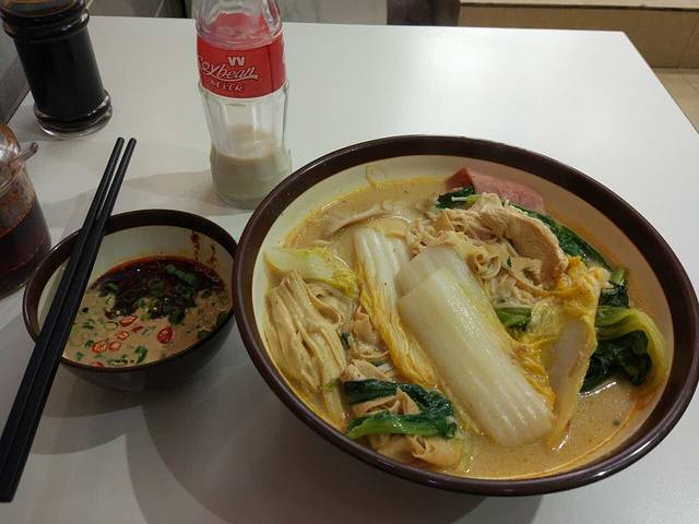 张亮麻辣烫(人民路店)