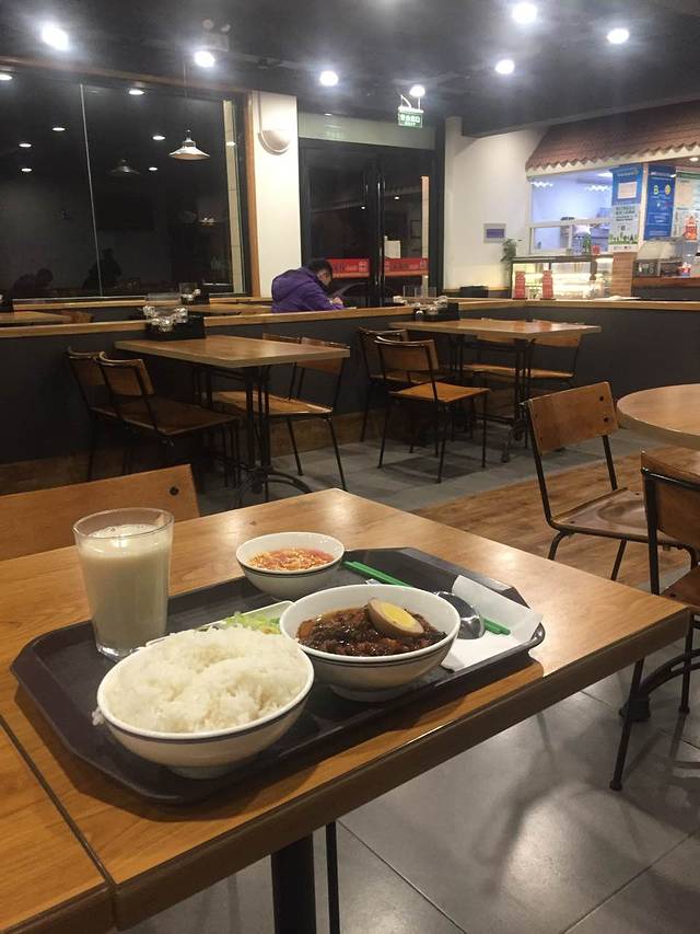 实久荘卤肉(梁家屯路店)