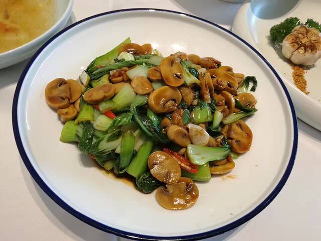 锦色烤鸭·本地菜(学院路店)