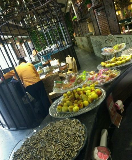 自己人·宜昌菜(东湖店)