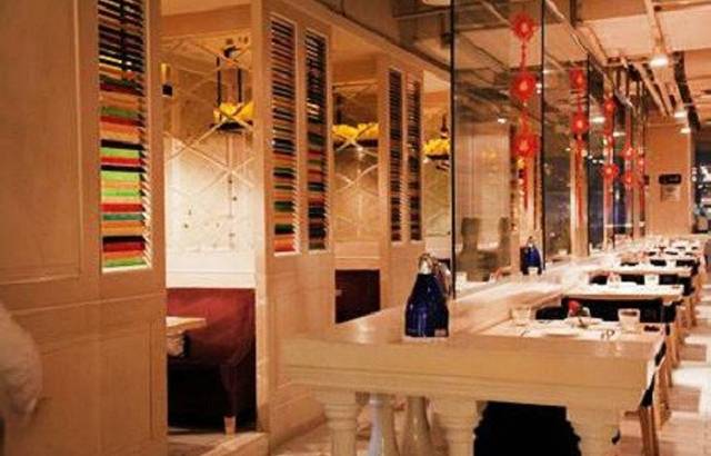 食间牛排(重庆路万达店)