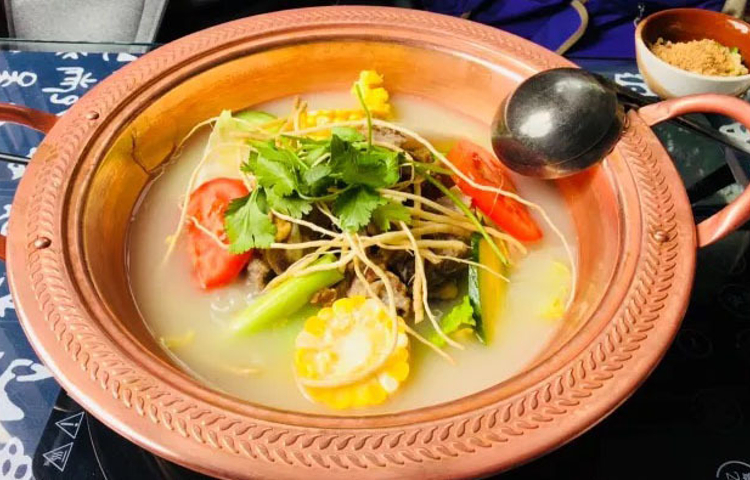 食全酒美·腊排骨野生菌火锅