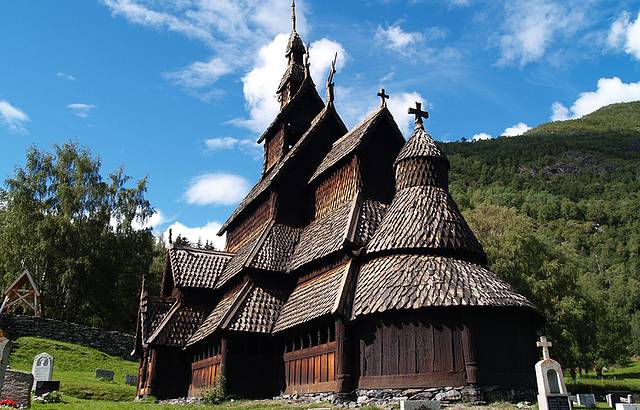 博尔贡木板教堂