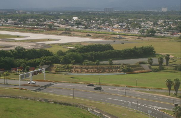 路易斯·穆尼奥斯·马林国际机场