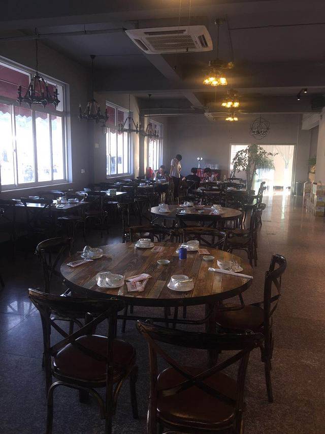 鱼蟹码头海鲜工坊(腾蛟东路店)