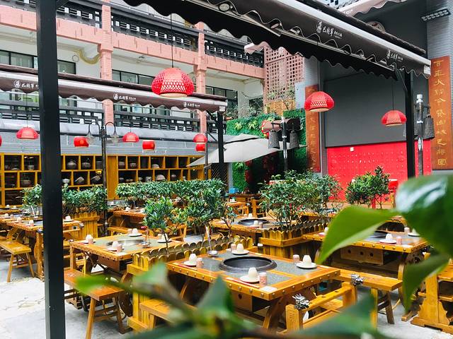 巴将军·非遗原味火锅(解放碑店)