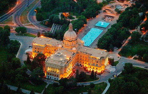 艾伯塔省议会大厦的图片