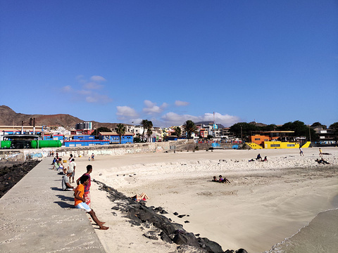 Praia da Laginha旅游景点图片