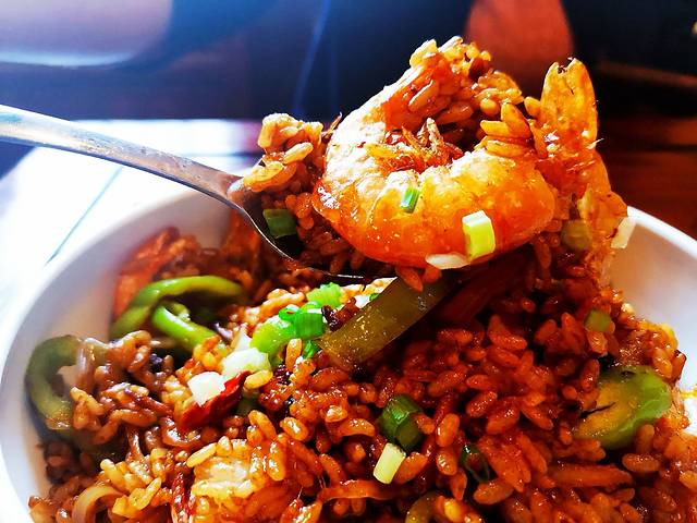 串煮任·成都冷锅串串酒馆(陕西路直营总店)