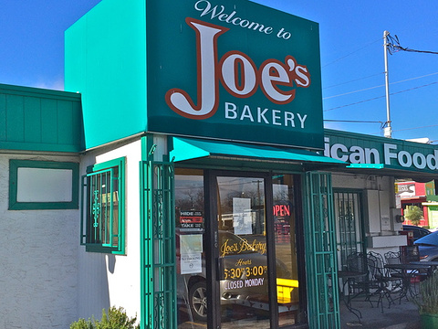 Joe's Bakery & Mexican Food旅游景点图片