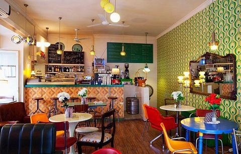 Lolina Vintage Cafe