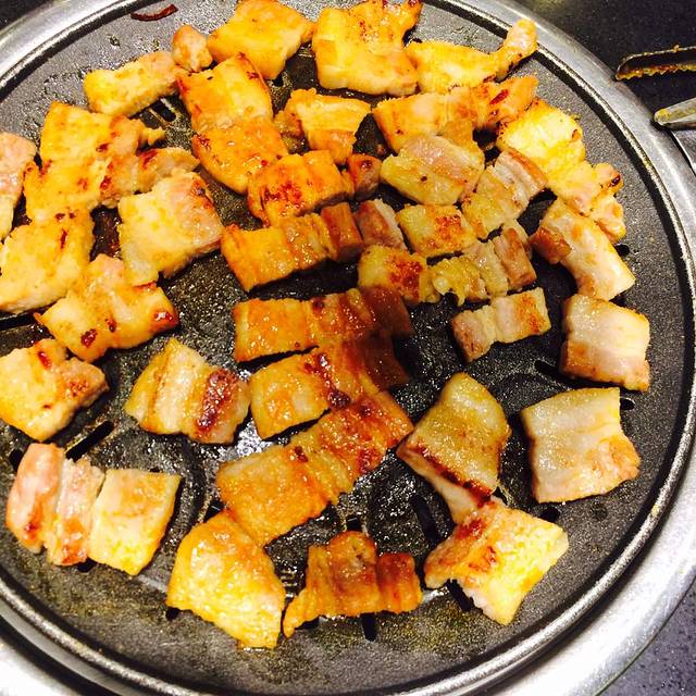 一松亭韩国料理(新港店)