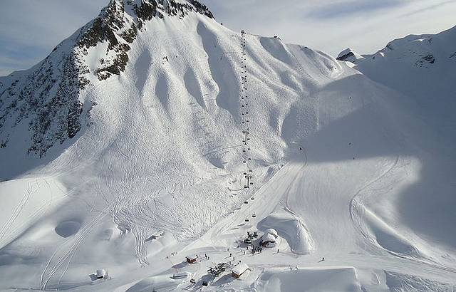 旋转木马滑雪场