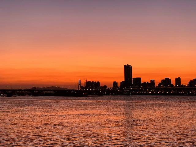 大稻埕码头货柜市集