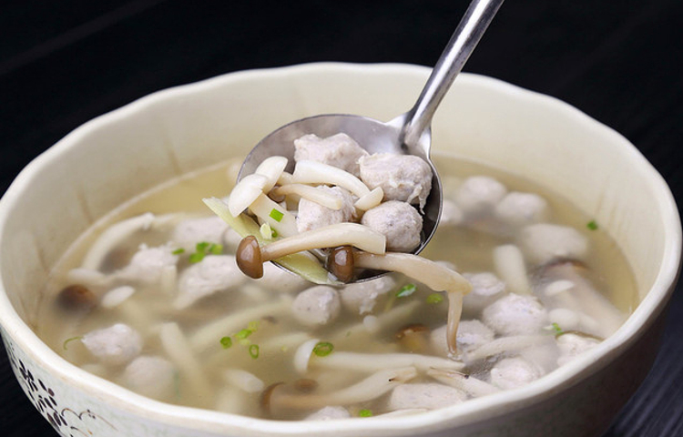 谢三姐金奖啤酒鱼私房菜店(西街店)