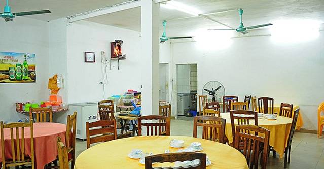 标记美食城(板头店)