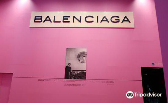 Cristobal Balenciaga Museum旅游景点图片