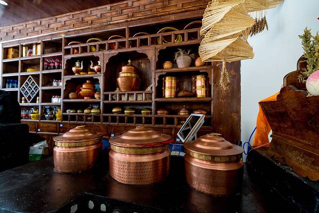 康定黑青稞庄园·新式藏餐·牦牛肉汤锅