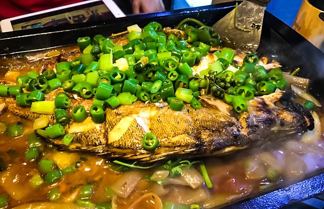 夯鱼烤鱼(保健路店)