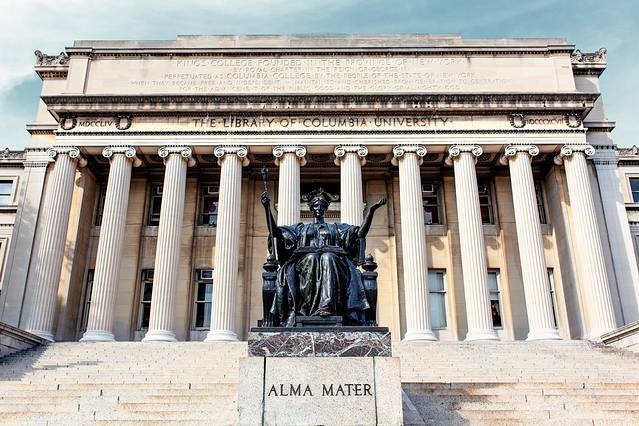 哥伦比亚大学