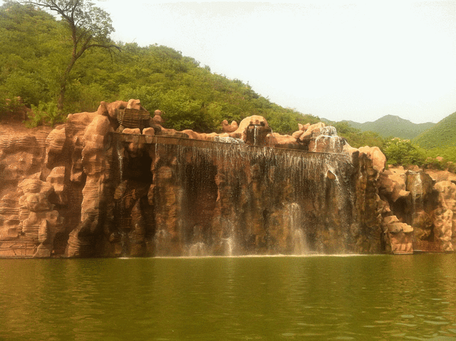 黄龙山庄旅游区