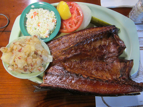 Ted Peters Famous Smoked Fish