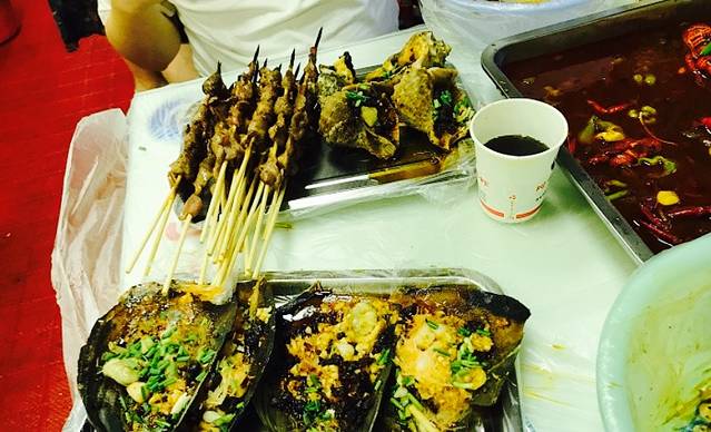 跃杨鲜鱼杂·纸包鱼·羊蝎子火锅(昌里路店)