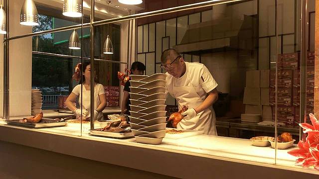 京锦园北京烤鸭(贝村店)