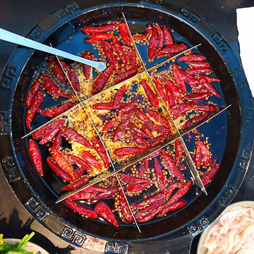 老字号洞亭火锅(工会店)