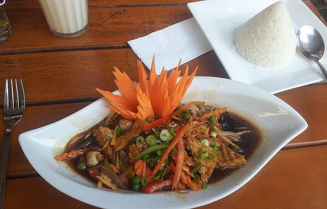 Papaya Restaurant (Indian & Thai Food)