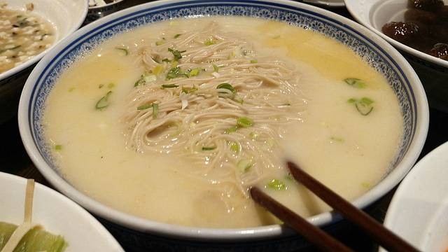 东海渔村(闸南路店)