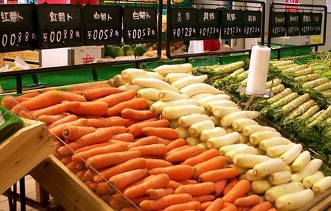 三亚英山世纪华联超市(月川店)的图片