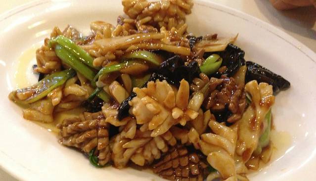 青岛菜馆(汇泉王朝店)