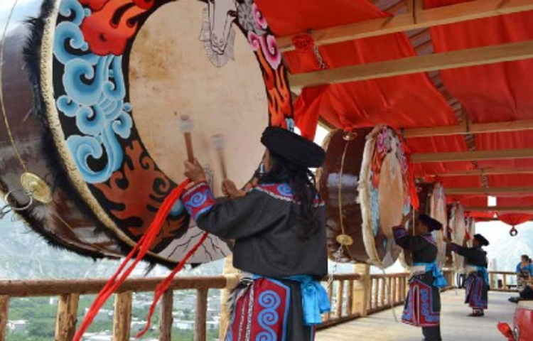 羌乡古寨牟托景区