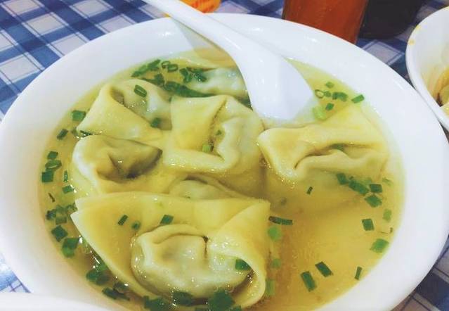 潘国仙耳光馄饨(黄家阙路店)