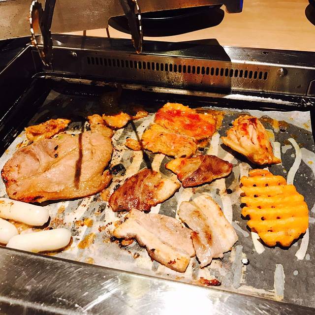 新石器烤肉(世贸丽晶店)