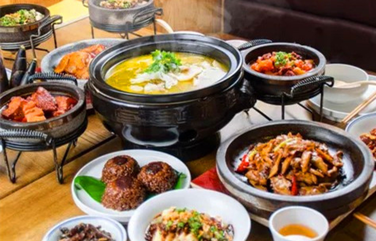 九锅一堂酸菜鱼(煌华新纪元店)