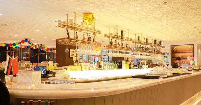 马克西姆西餐厅旗舰店