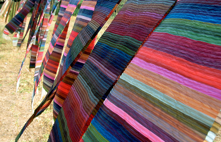 Carol Cassidy Lao Textiles印度珠宝店