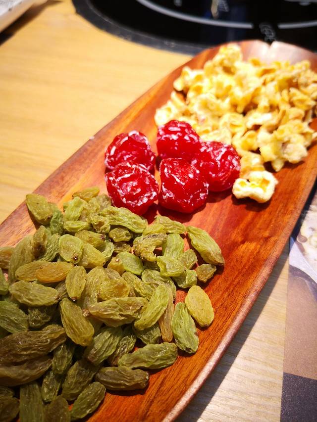 山城外·非遗酸菜鱼(龙泉万达店)