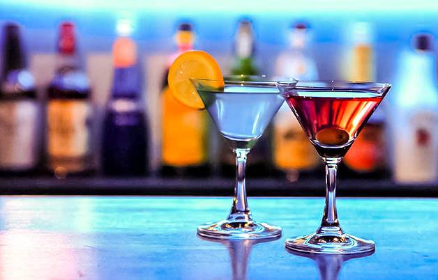 Full Moon Bar and Restaurant