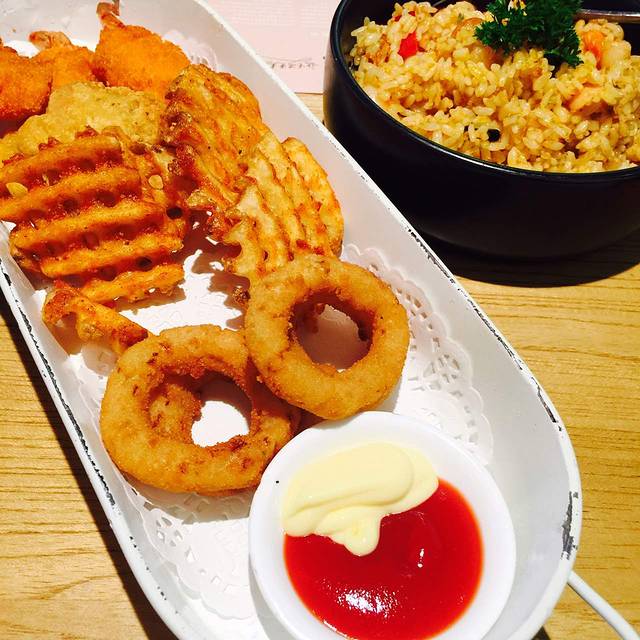 菲滋意式餐厅(海宁银泰城店)