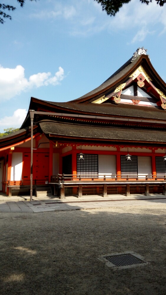 Ginon Negiyaki Kana, Higashi