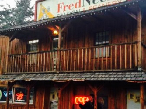 Fredneck's Bar & Grill旅游景点图片