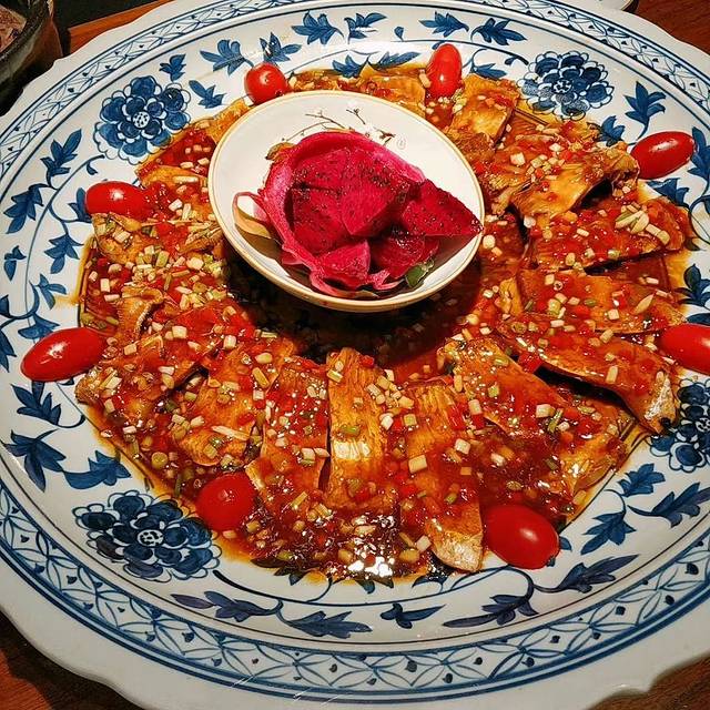 方掌柜·主席武昌鱼·湖北菜(黄鹤楼百年店)