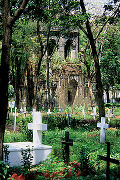 基督教公墓的图片